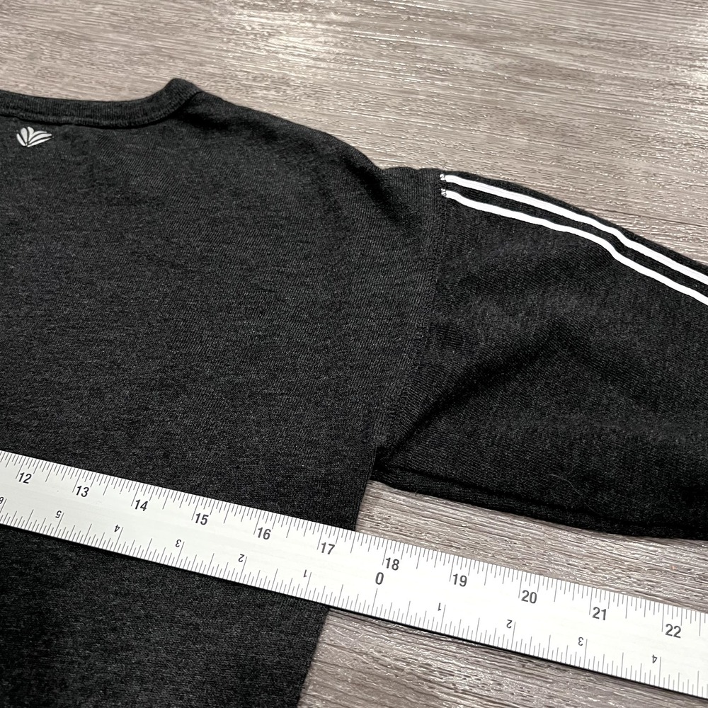 Forever 21‎ Shirt Women's Small Gray Long Sleeve Cropped Casual  Pullover - Picture 12 of 12